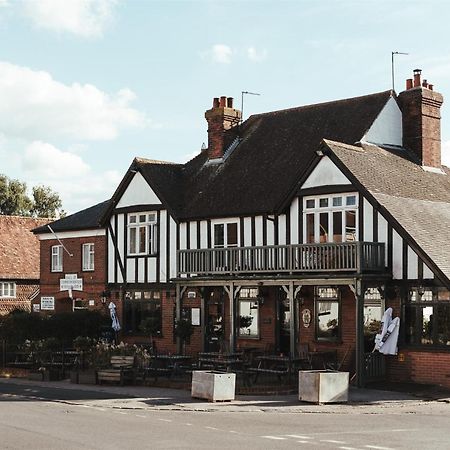 The White Hart Wadhurst Екстер'єр фото